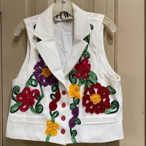 HW Vintage embroidered vest size 10